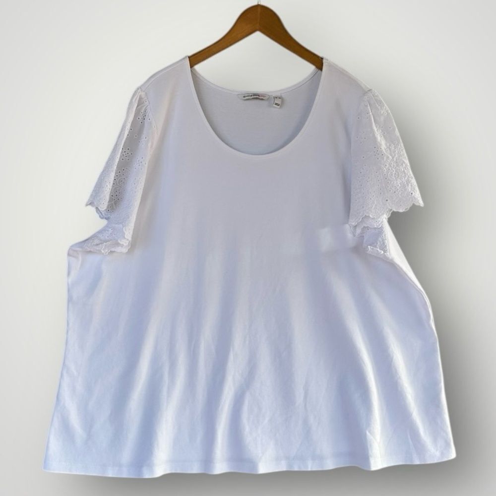 🎉5 for $45🎉 Isaac Mizrahi top blouse tshirt size 5X white